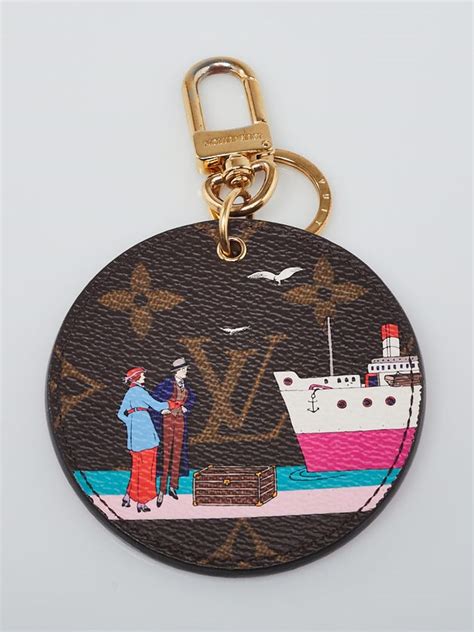 louis vuitton evasion bag charm